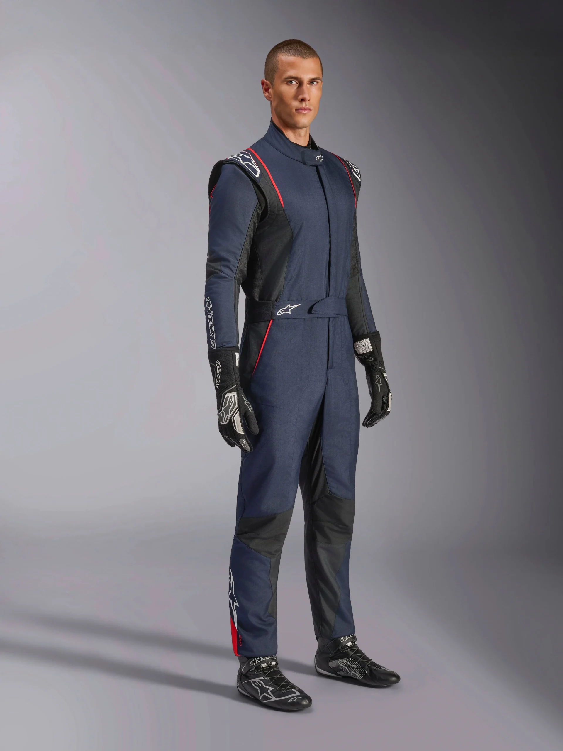 Traje GP Tech V4 - Imagen 3