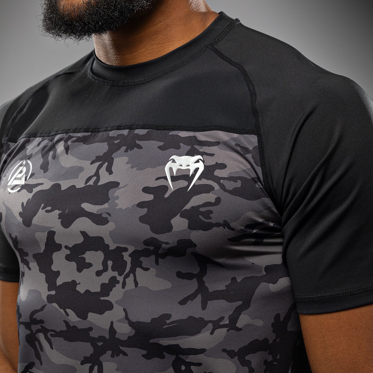 Venum x Polaris Camiseta Dry-Tech - Negro/Gris Tormenta - Imagen 8