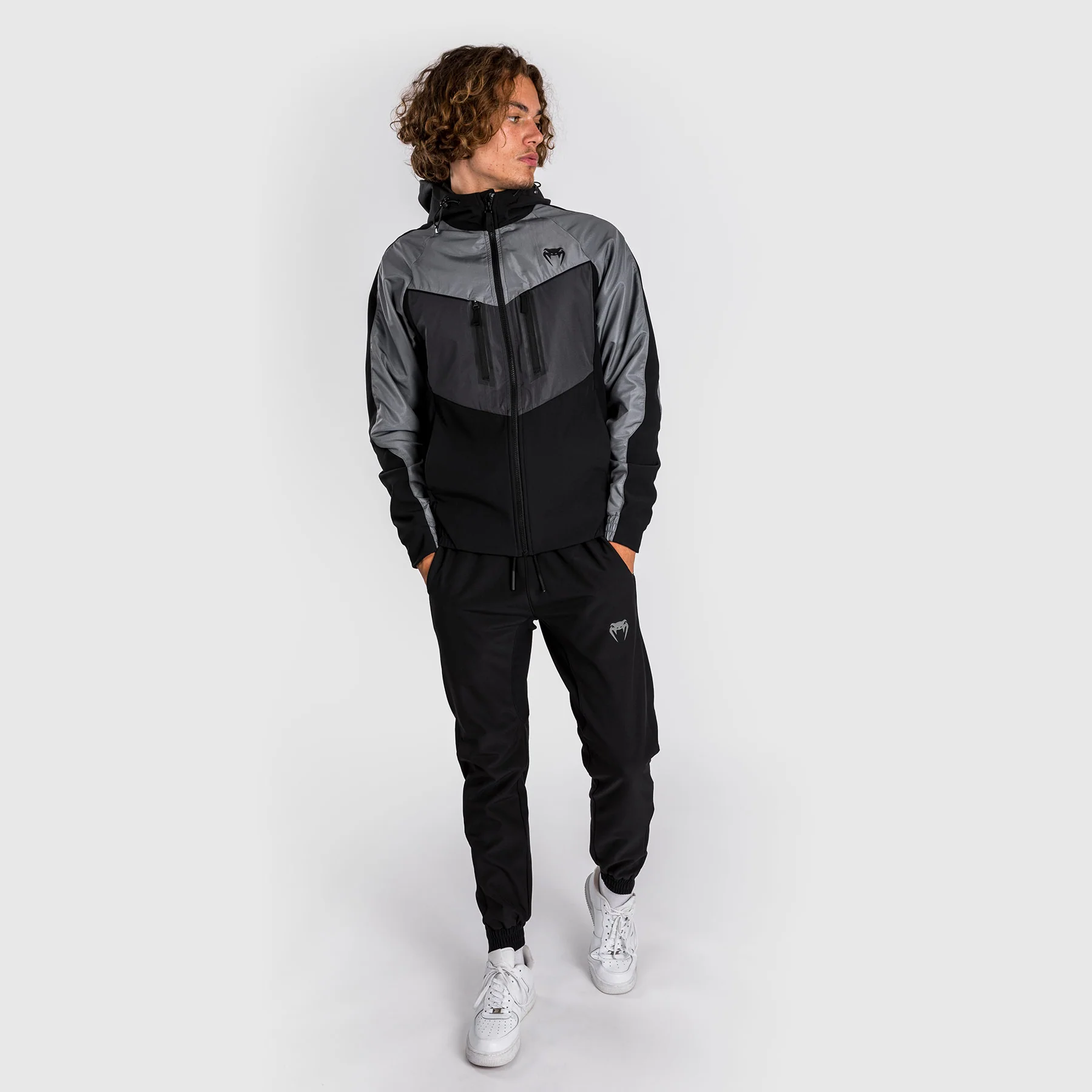 Venum Laser 3.0 Track Jacket - Negro/Gris - Imagen 3
